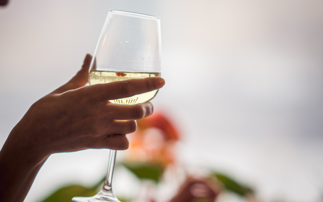 Woman wondering if drinking while pregnant is ok.